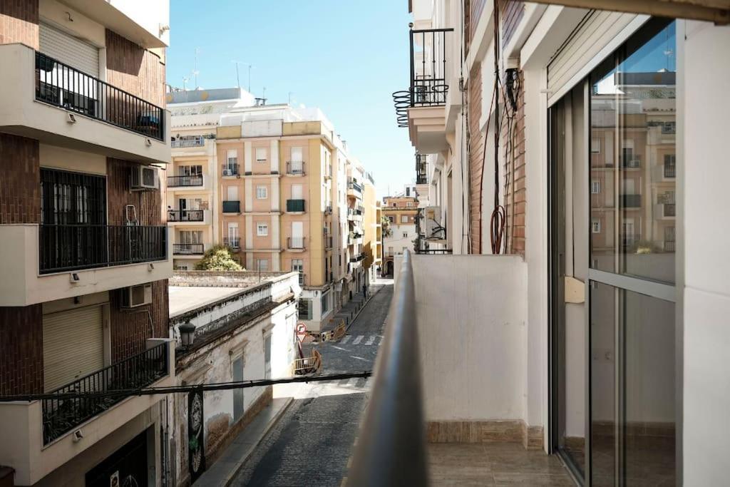 Apartamento A 100M Del Ayuntamiento Уэльва Экстерьер фото